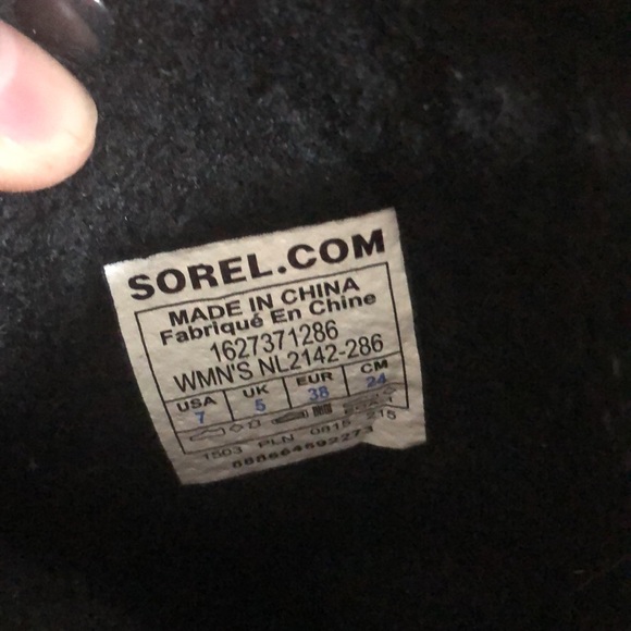 Sorel winter waterproof boots - Picture 6 of 8